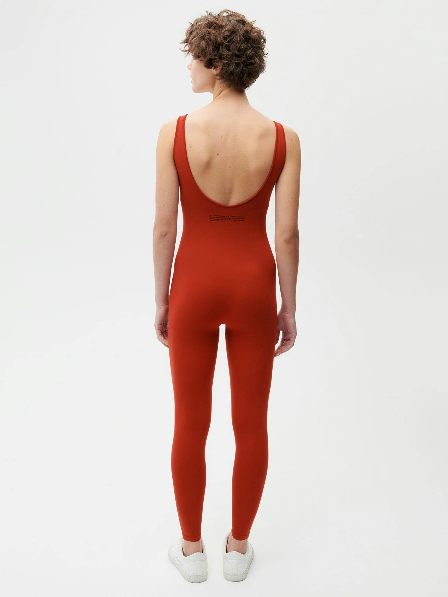 https://cdn.shopify.com/s/files/1/0035/1309/0115/products/Activewear-Womens-Jumpsuit-Jasper-Red-Female-2_12741c70-1ac6-495d-8531-49cdee47a7f8.jpg?v=1662476186