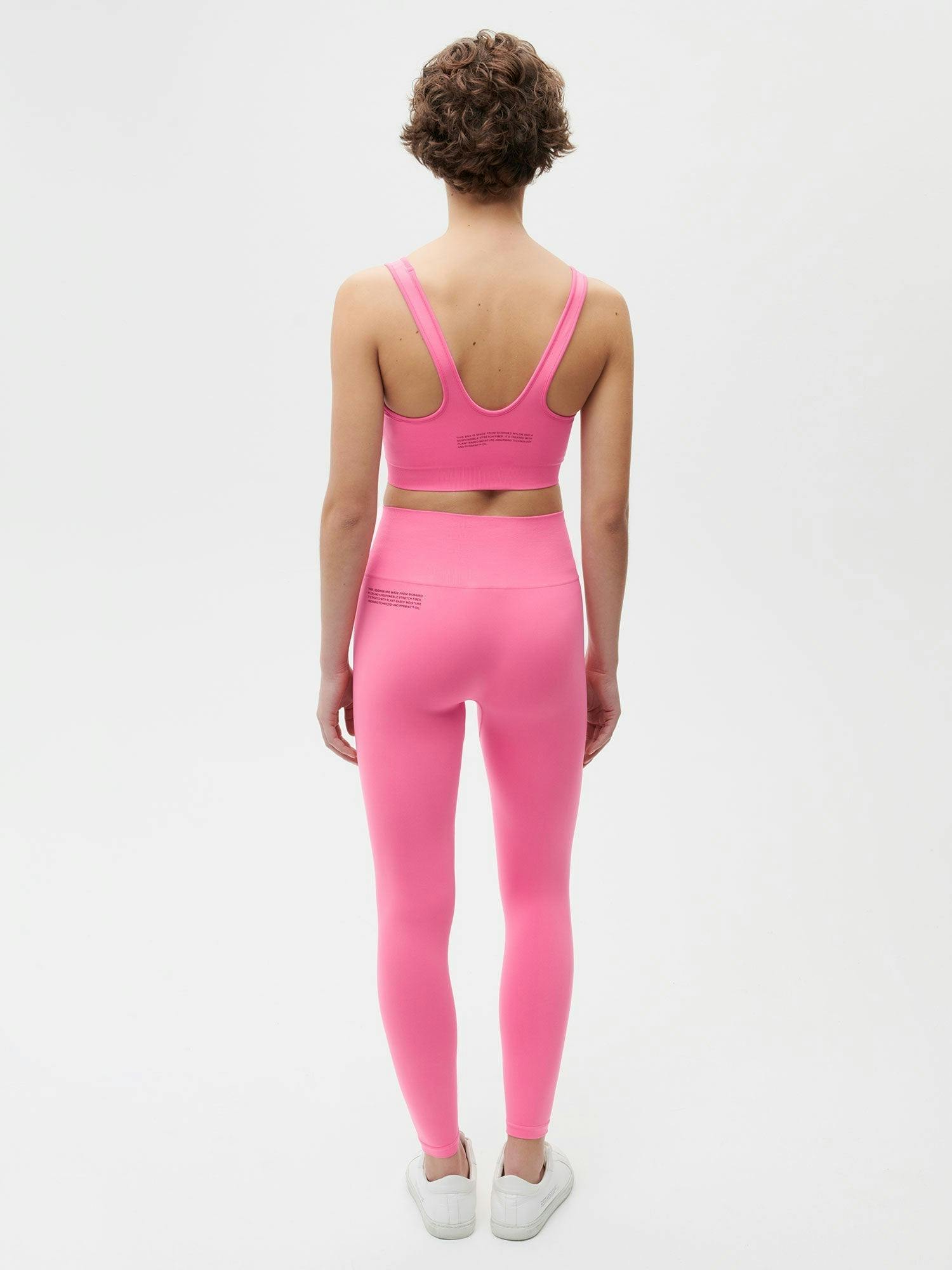 https://cdn.shopify.com/s/files/1/0035/1309/0115/products/Activewear-Womens-Leggings-Watermelon-Pink-Female-2.jpg?v=1662476190