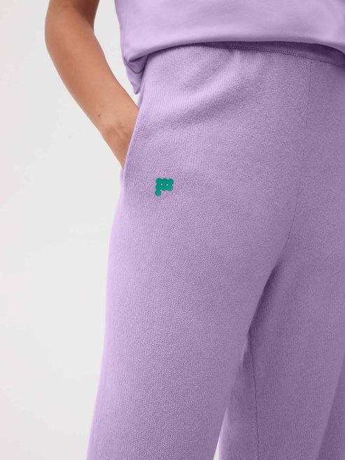 https://cdn.shopify.com/s/files/1/0035/1309/0115/products/Cashmere-Loose-Pants-Orchid-Purple-Female-2.jpg?v=1662476032&width=493