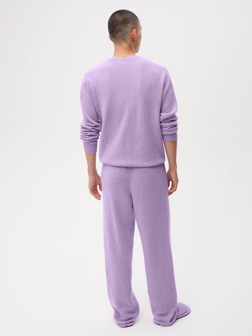 https://cdn.shopify.com/s/files/1/0035/1309/0115/products/Cashmere-Loose-Pants-Orchid-Purple-Male-2.jpg?v=1662476032&width=493