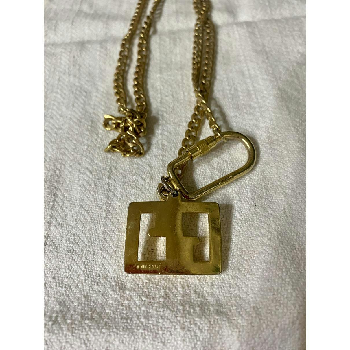 https://images.vestiairecollective.com/cdn-cgi/image/q=75,f=auto,/produit/gold-gold-plated-gg-running-gucci-necklace-35343107-3_2.jpg?secret=VC-e9eee96a-a819-4431-ad12-d066be2626ef