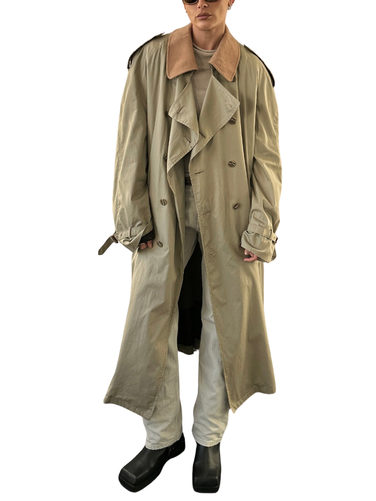 https://storage.googleapis.com/download/storage/v1/b/whering.appspot.com/o/marketplace_product_images%2Fchristian-dior-monsieur-christian-dior-double-breasted-pure-cotton-floor-length-trench-coat-6Dy1cxnC4qvLJZVSEd5AbR.png?generation=1706323075896854&alt=media