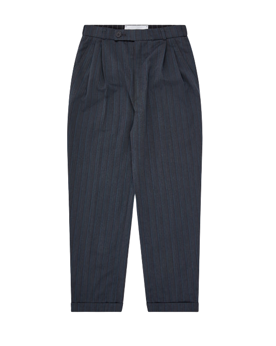 https://storage.googleapis.com/download/storage/v1/b/whering.appspot.com/o/marketplace_product_images%2Fthe-archive-closet-party-at-the-back-suit-trousers-navy-mpdpJsczeQUQtcPjZwXTyn.png?generation=1681220503403370&alt=media
